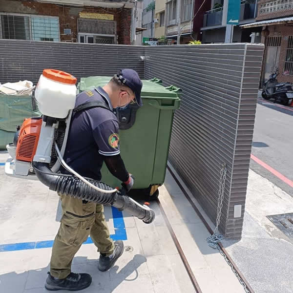 高雄醫療院所環境消毒防治